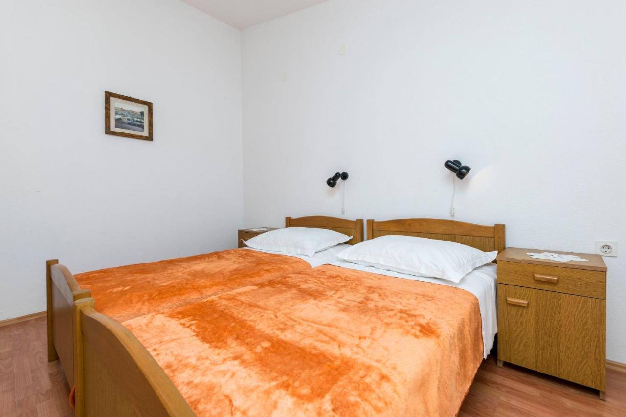 Apartments Neda Trogir Exteriör bild