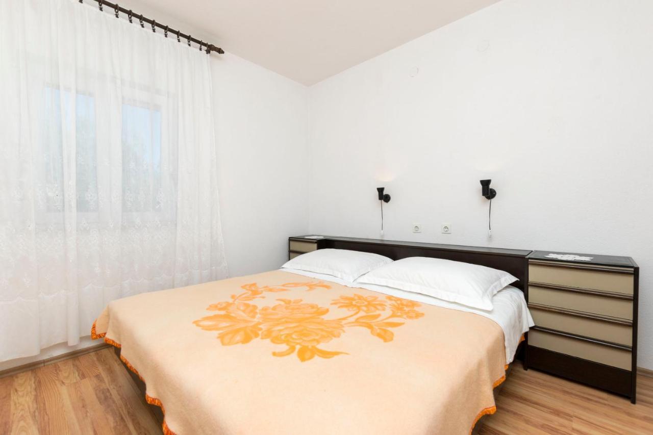 Apartments Neda Trogir Exteriör bild
